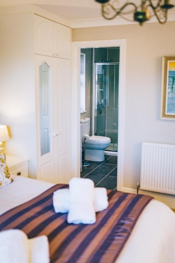 Ferlas Bed&Breakfast Penrhyndeudreath Exterior foto